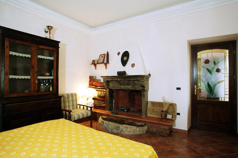 Italyfarmstay Pescosolido الغرفة الصورة